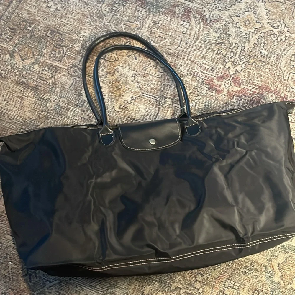 NWT Large Black Nylon Tote Bag Zip Top Work Travel Shoulder Bag Lightweight